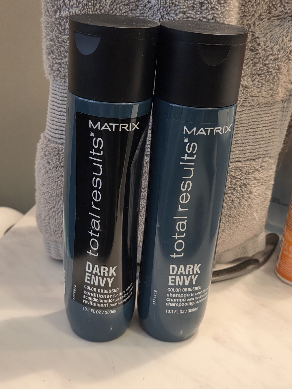 Matix Total Results Dark Envy Shampoo & Conditioner - Teal and Black